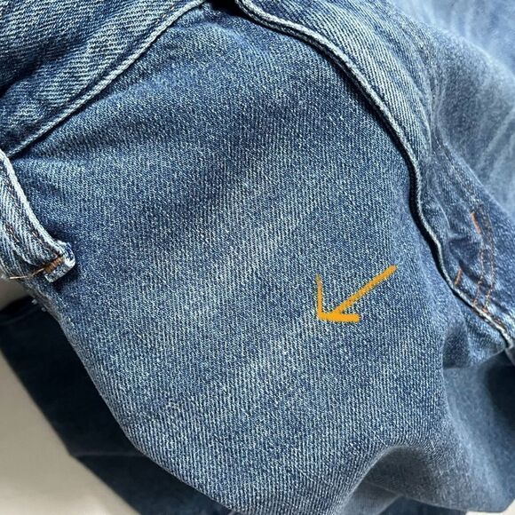 Madewell The Momjean in Downey Wash 35 - Picture 13 of 14